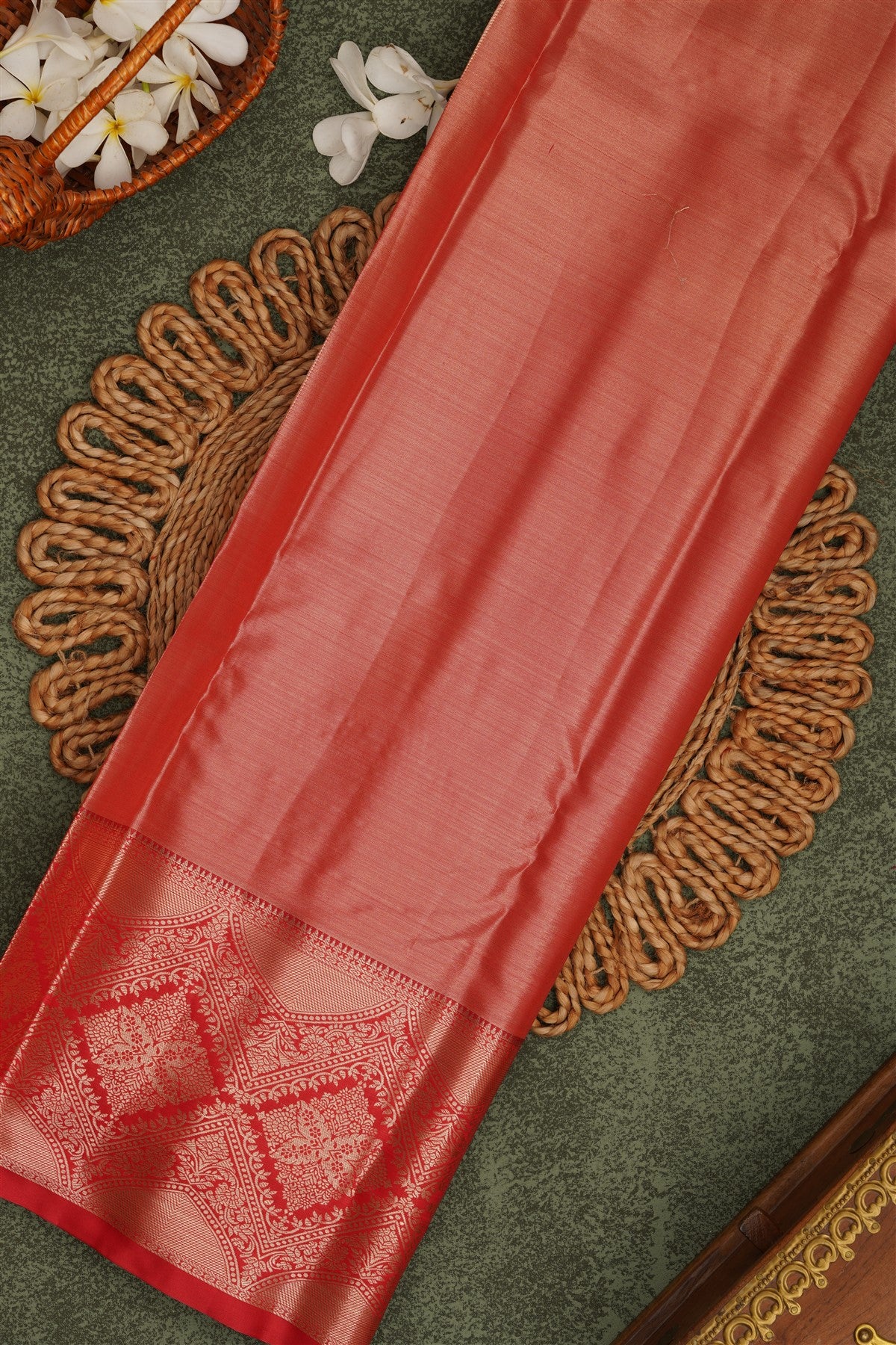 Semi Pattu Silk Blend Light Green Saree