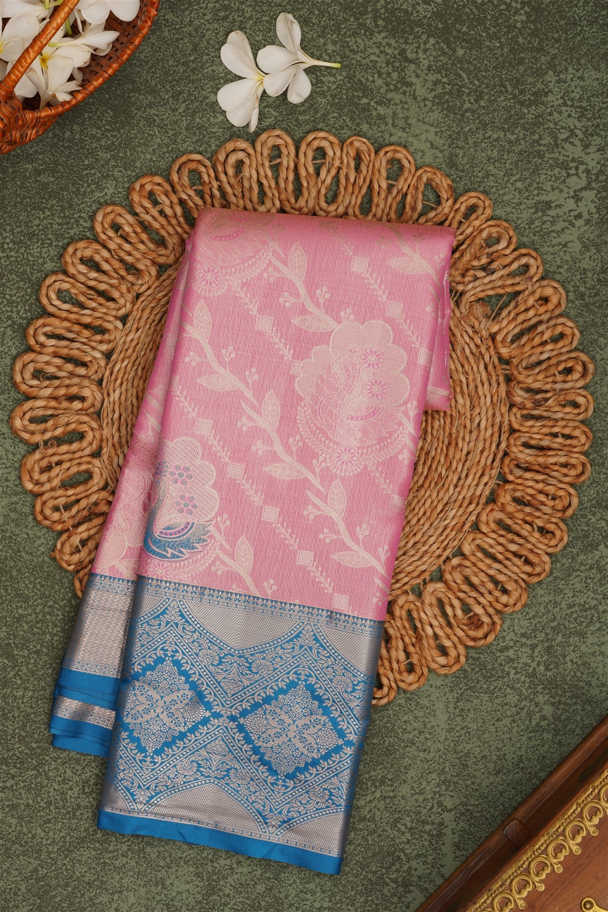 Semi Pattu Silk Blend Light Pink Saree