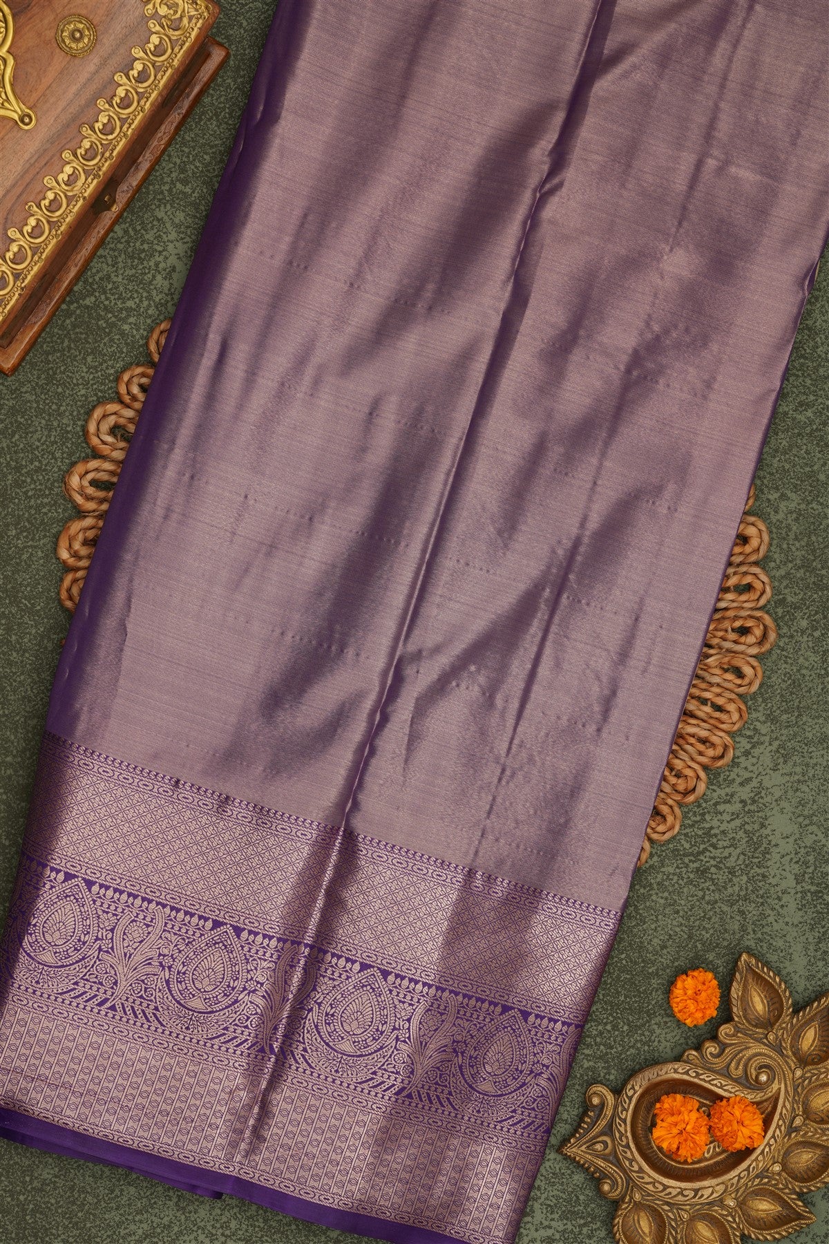 Semi Pattu Silk Blend Cream Saree
