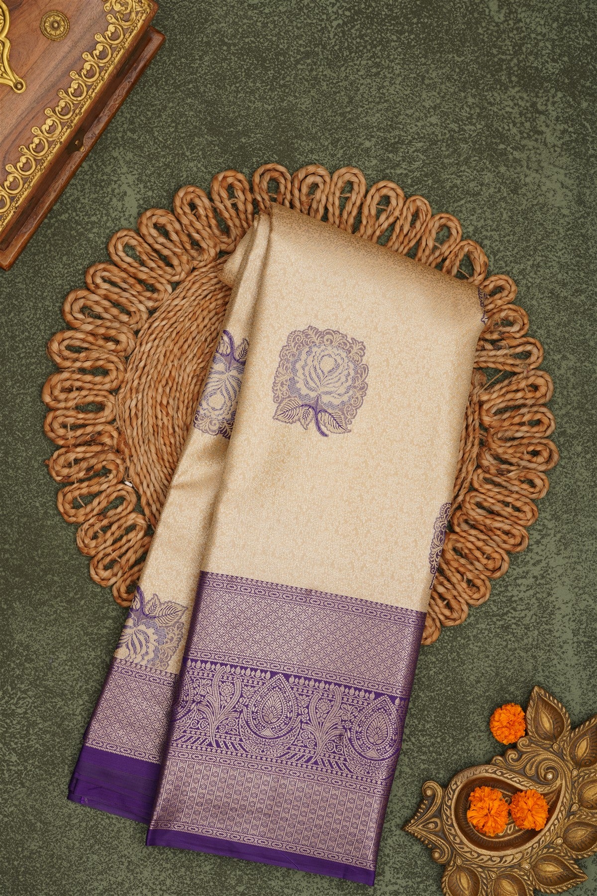 Semi Pattu Silk Blend Cream Saree