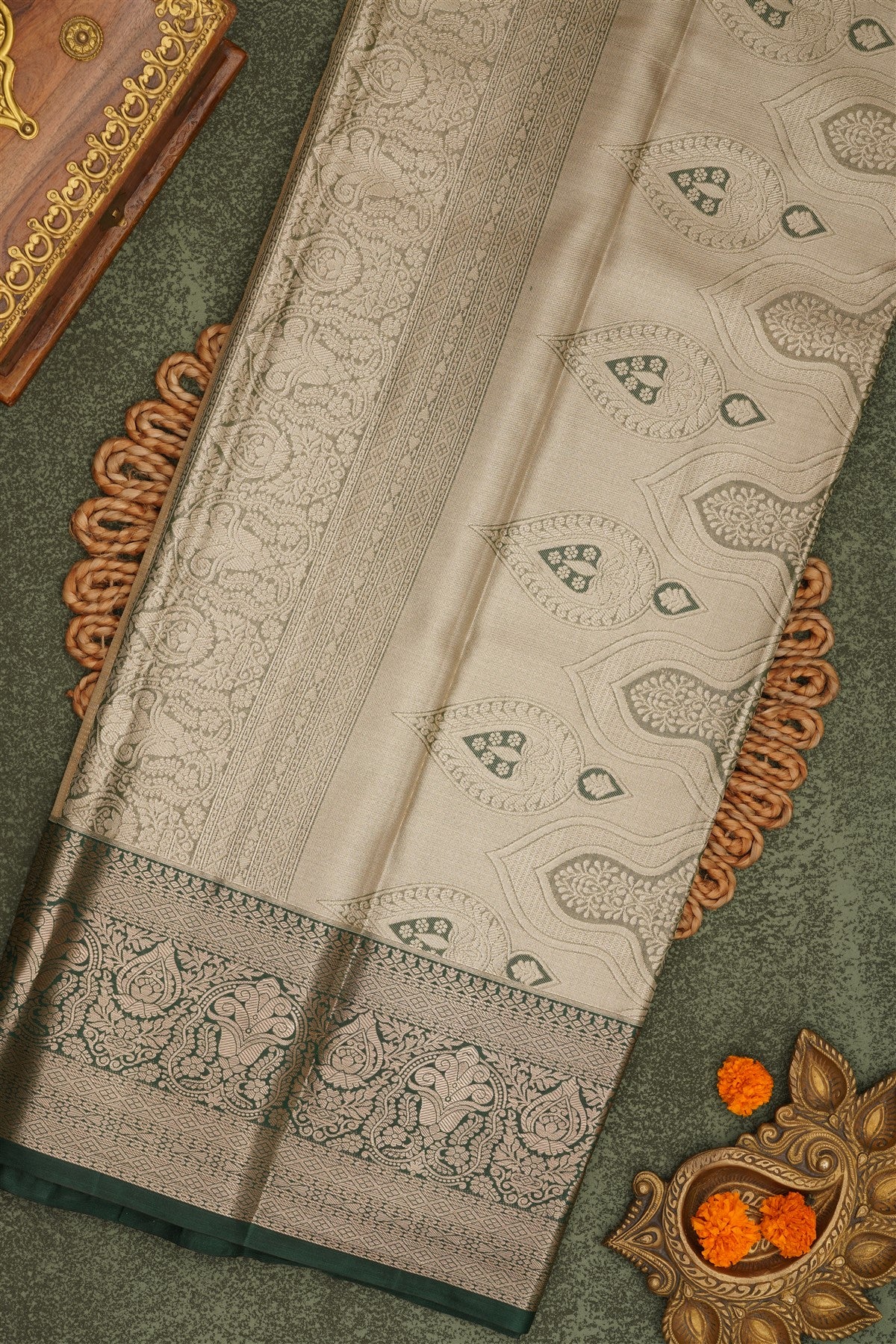 Semi Pattu Silk Blend Cream Saree