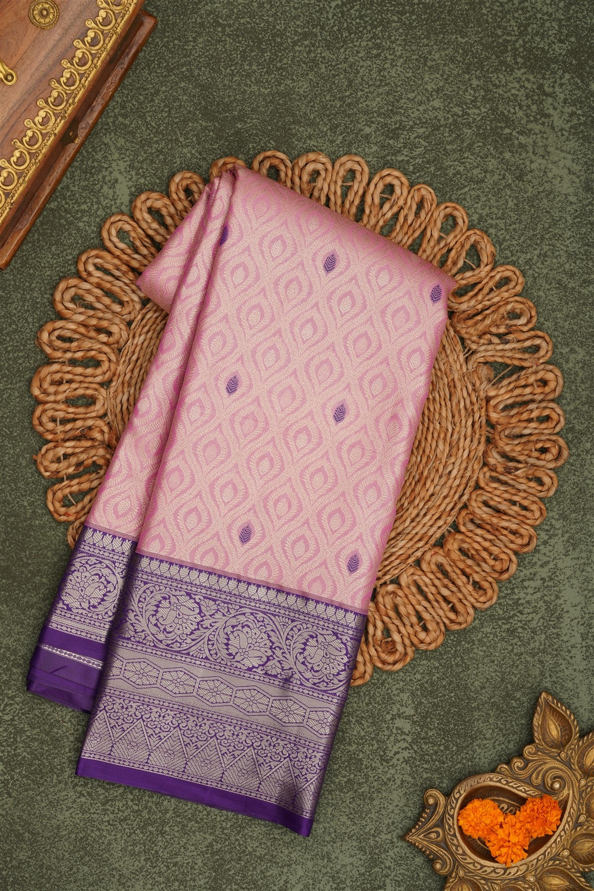 Semi Pattu Silk Blend Light Pink Saree