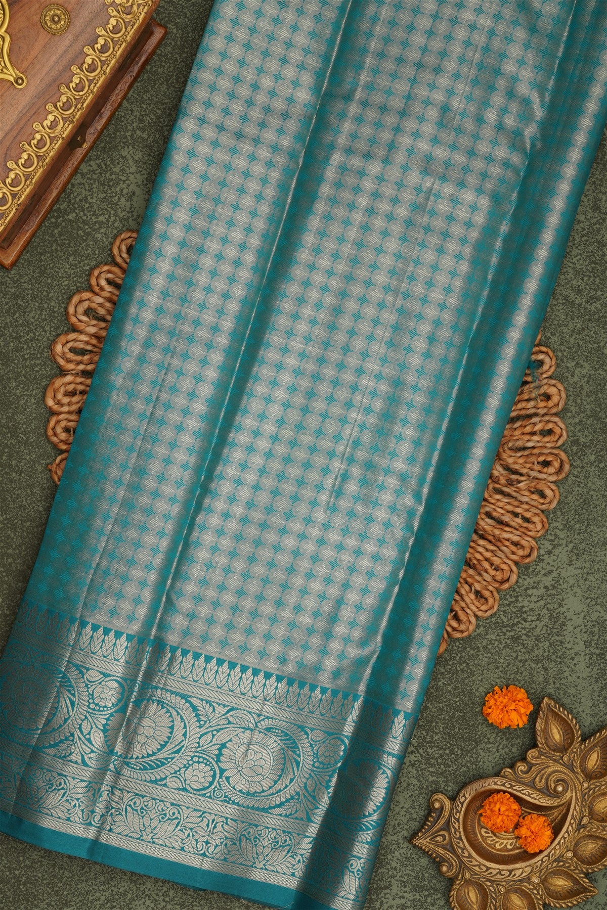 Semi Pattu Silk Blend Light Purple Saree
