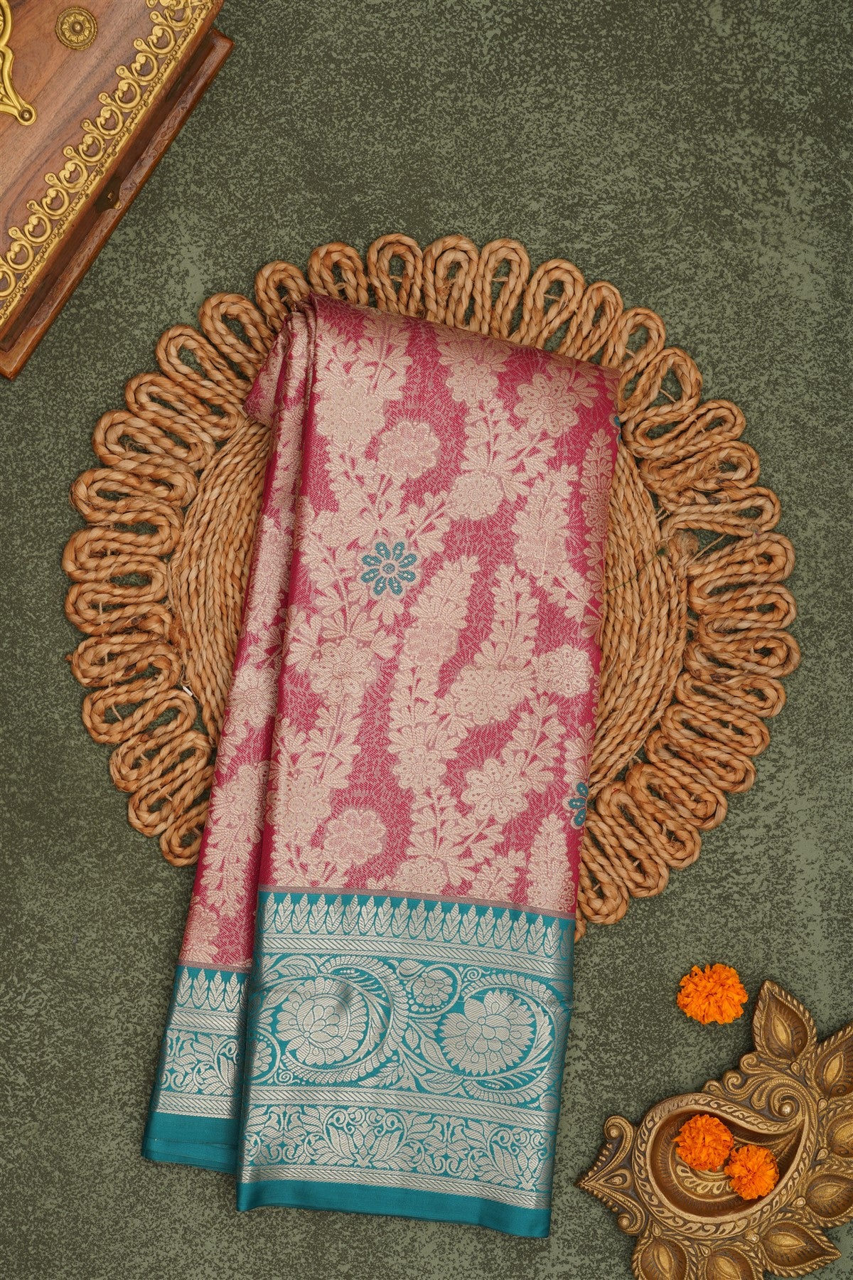 Semi Pattu Silk Blend Light Purple Saree