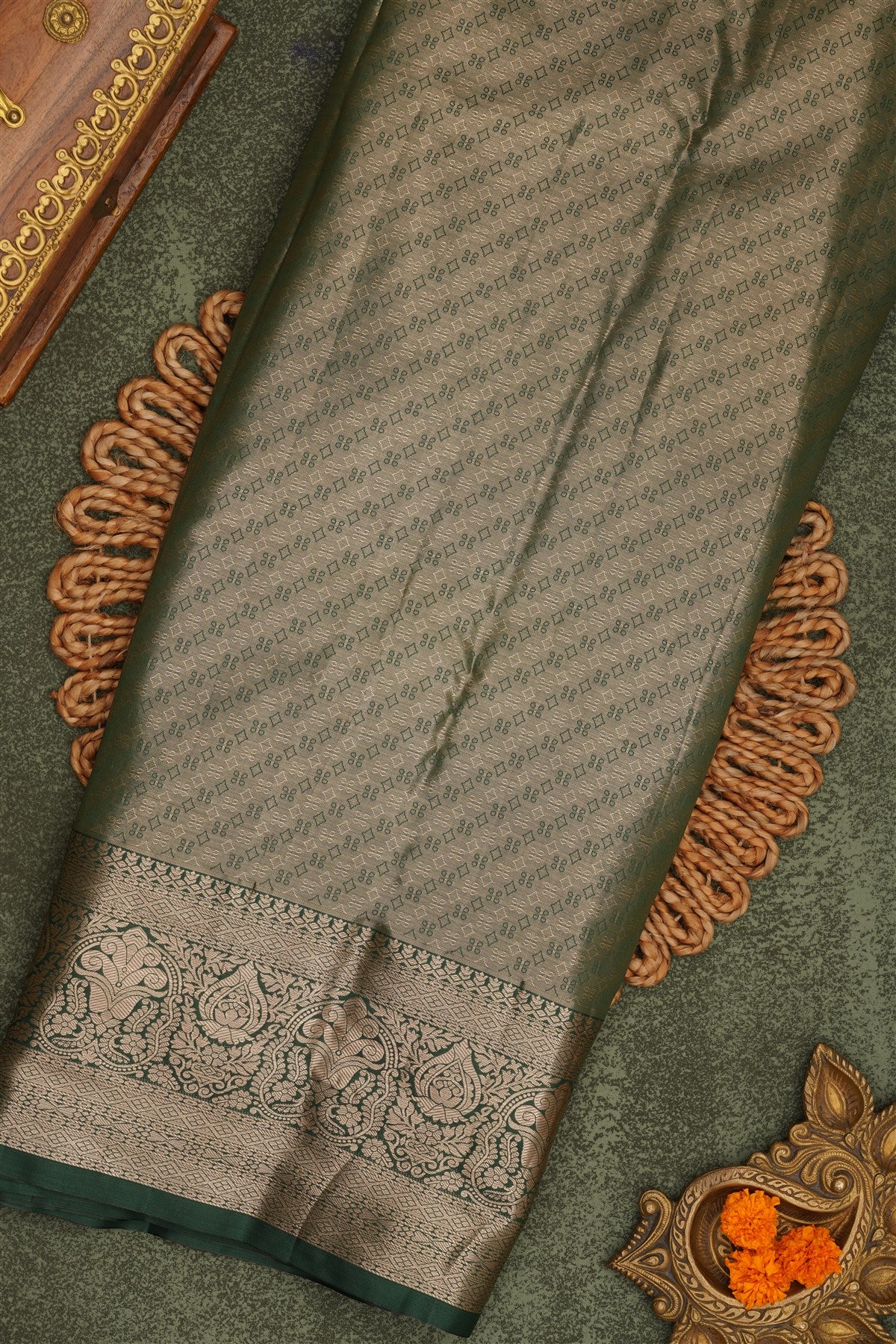 Semi Pattu Silk Blend Light Purple Saree