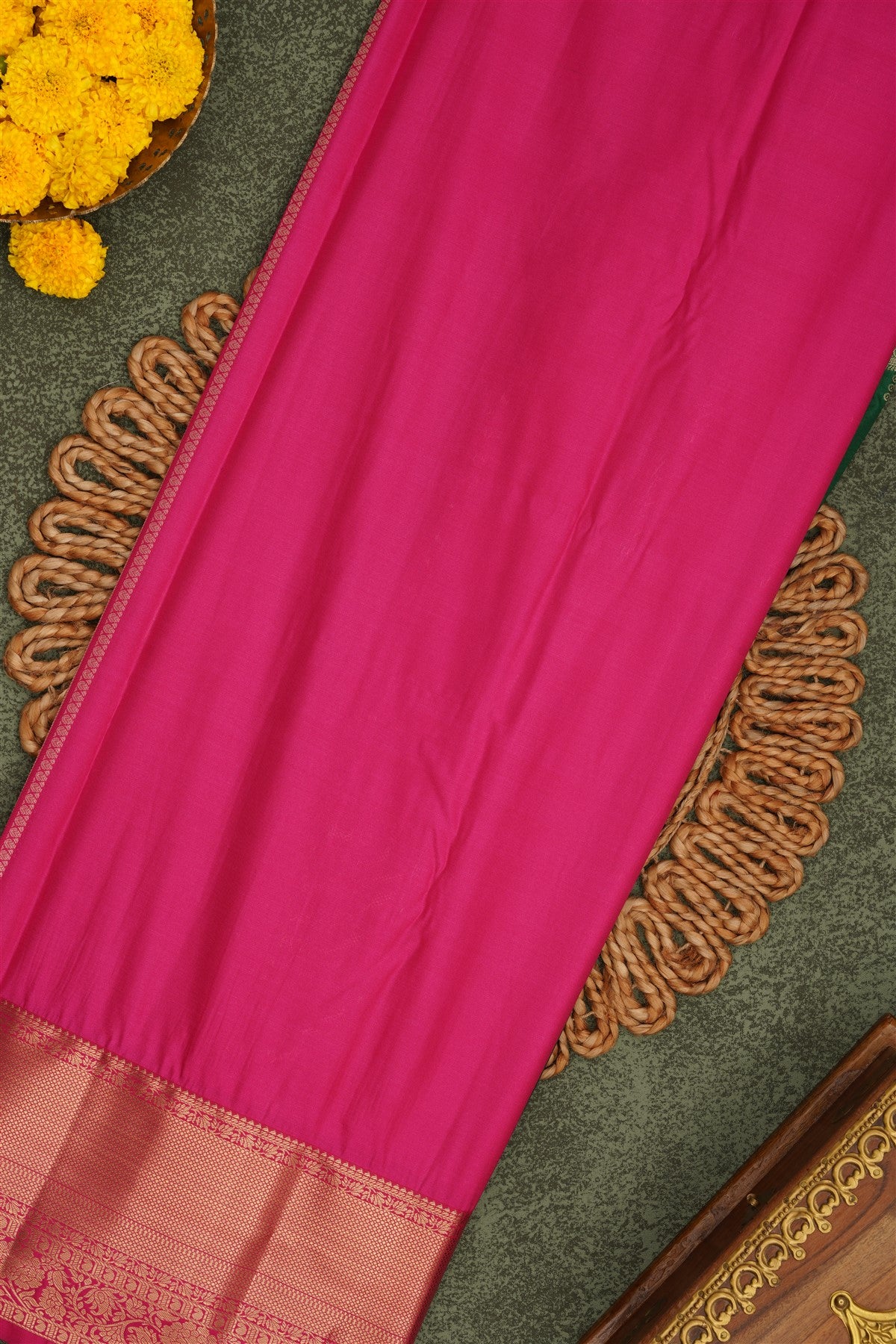 Semi Pattu Silk Blend Green Saree