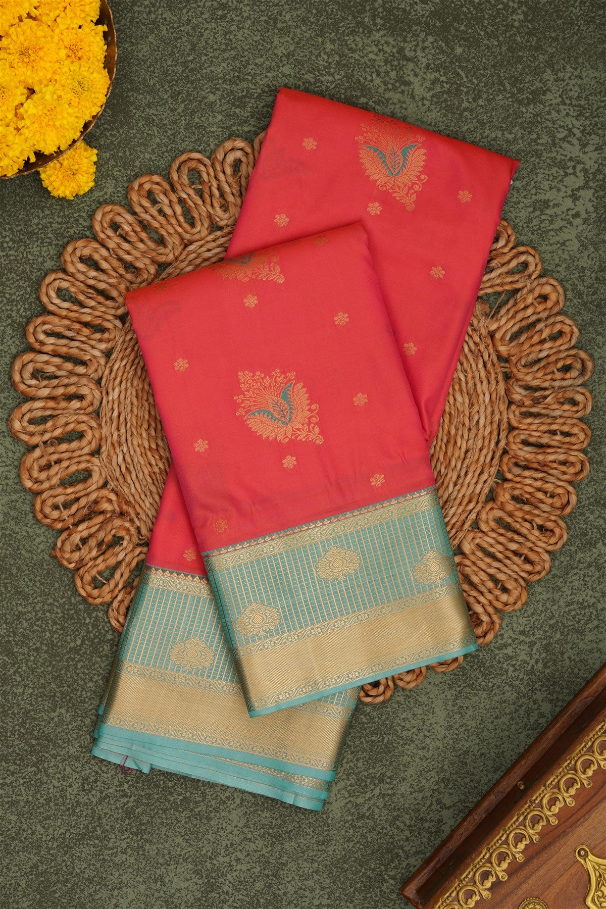 Semi Pattu Silk Blend Light Pink Saree
