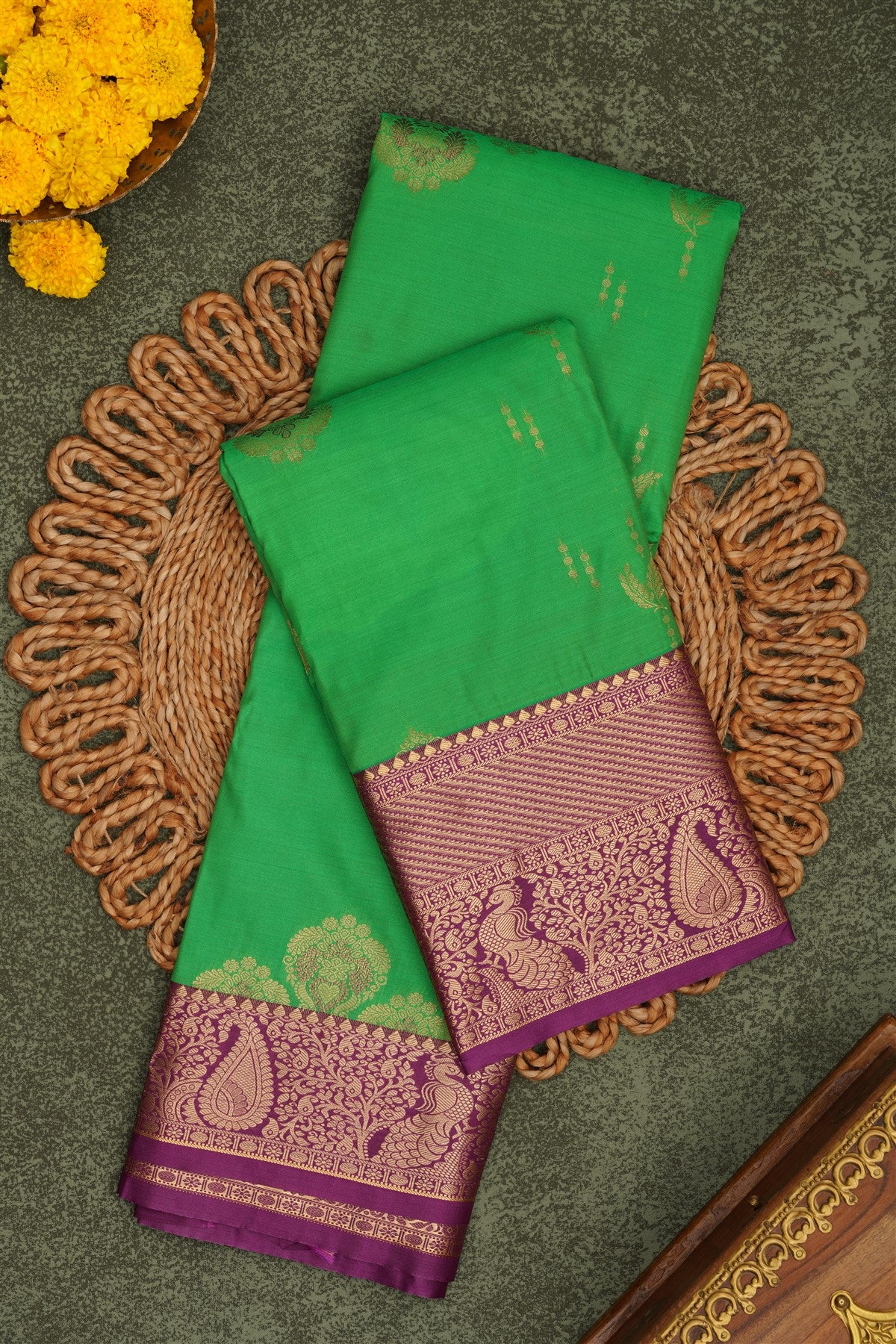 Semi Pattu Silk Blend Green Saree