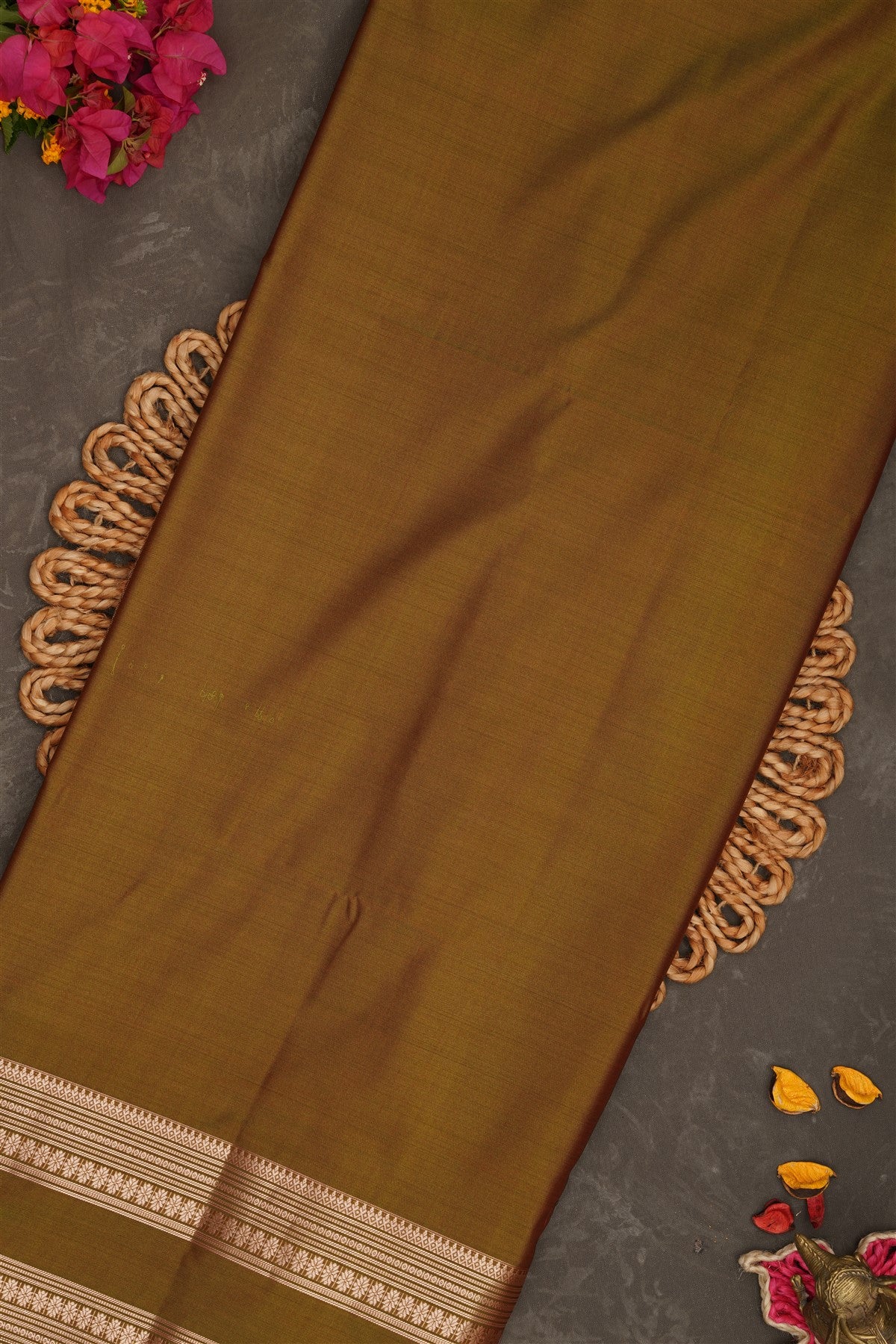 Semi Pattu Silk Blend Brick Saree