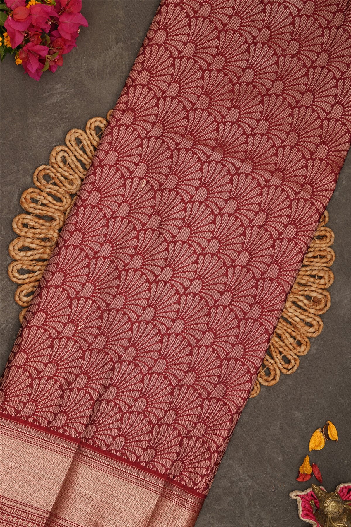 Semi Pattu Silk Blend Green Saree