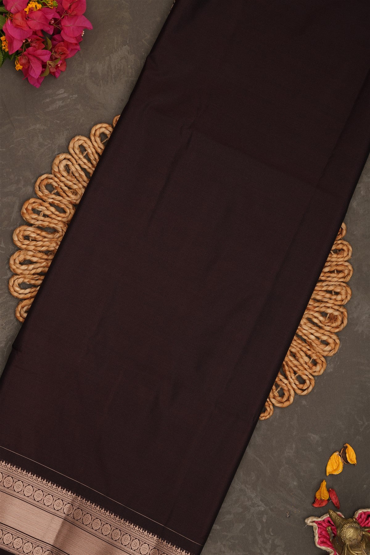 Semi Pattu Silk Blend Green Saree