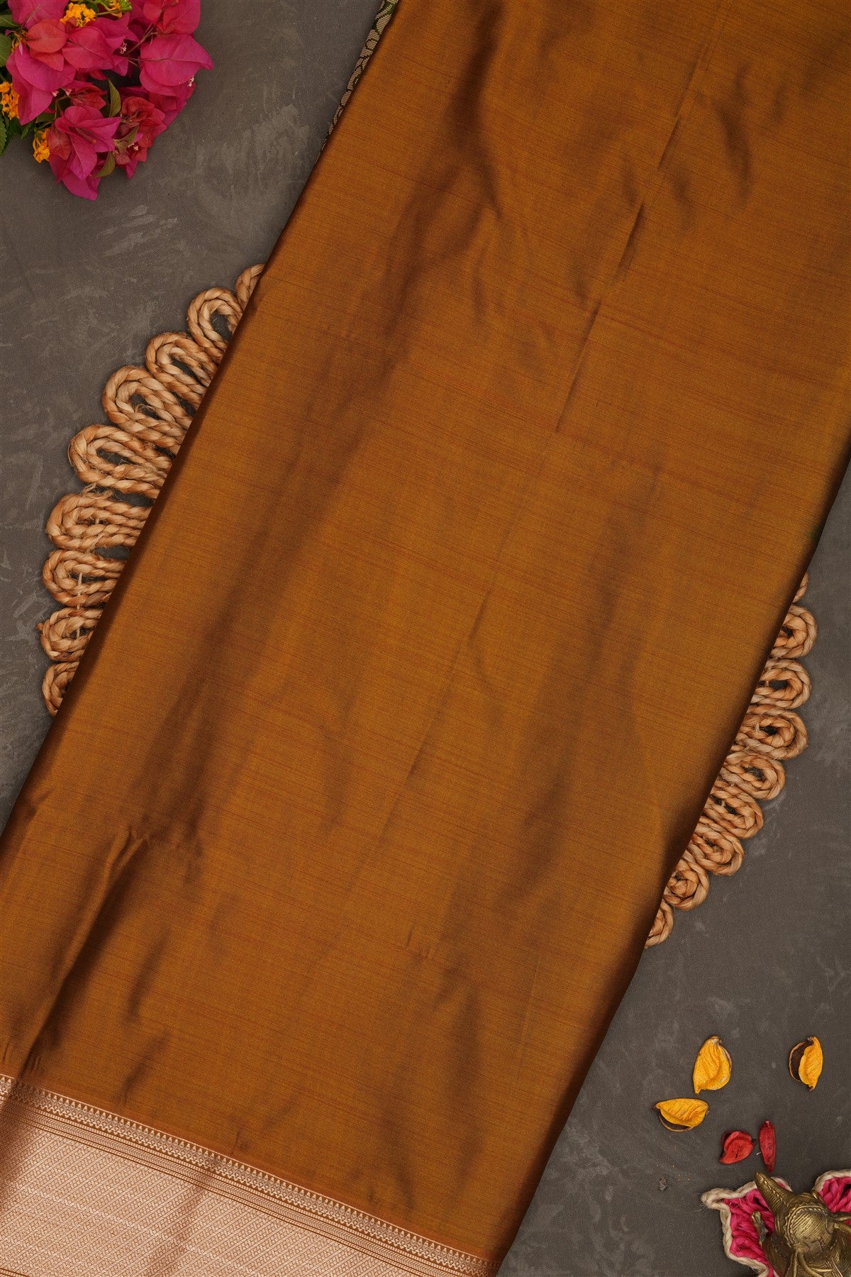 Semi Pattu Silk Blend Light Green Saree