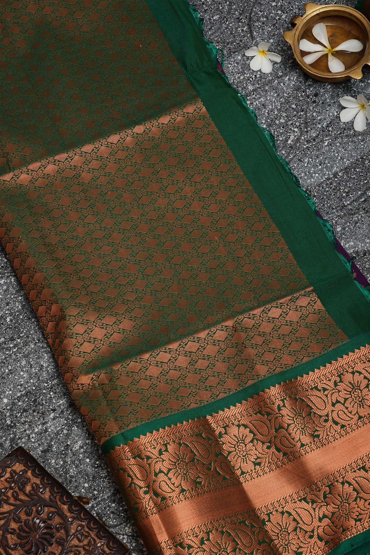 Semi Pattu Silk Light Voilet Saree