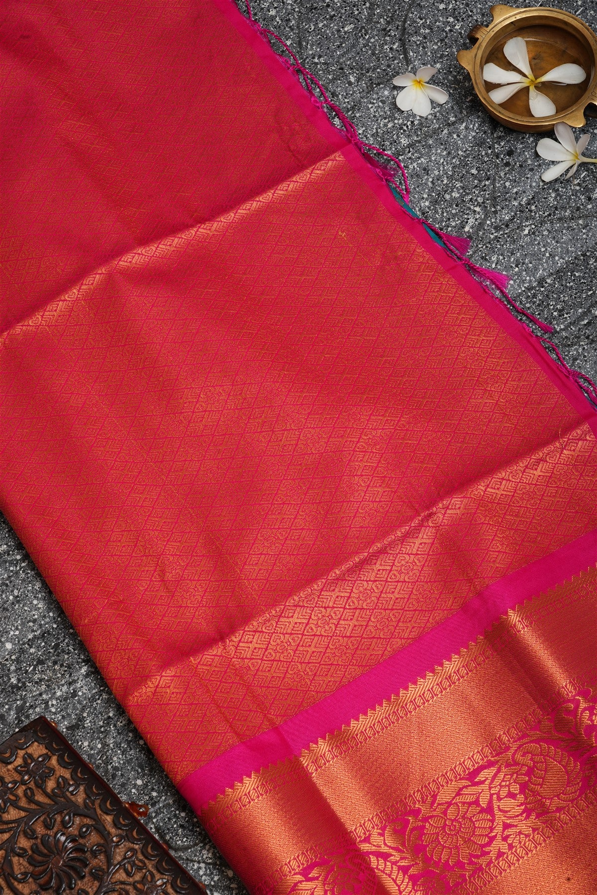 Semi Pattu Silk Rama Green Saree