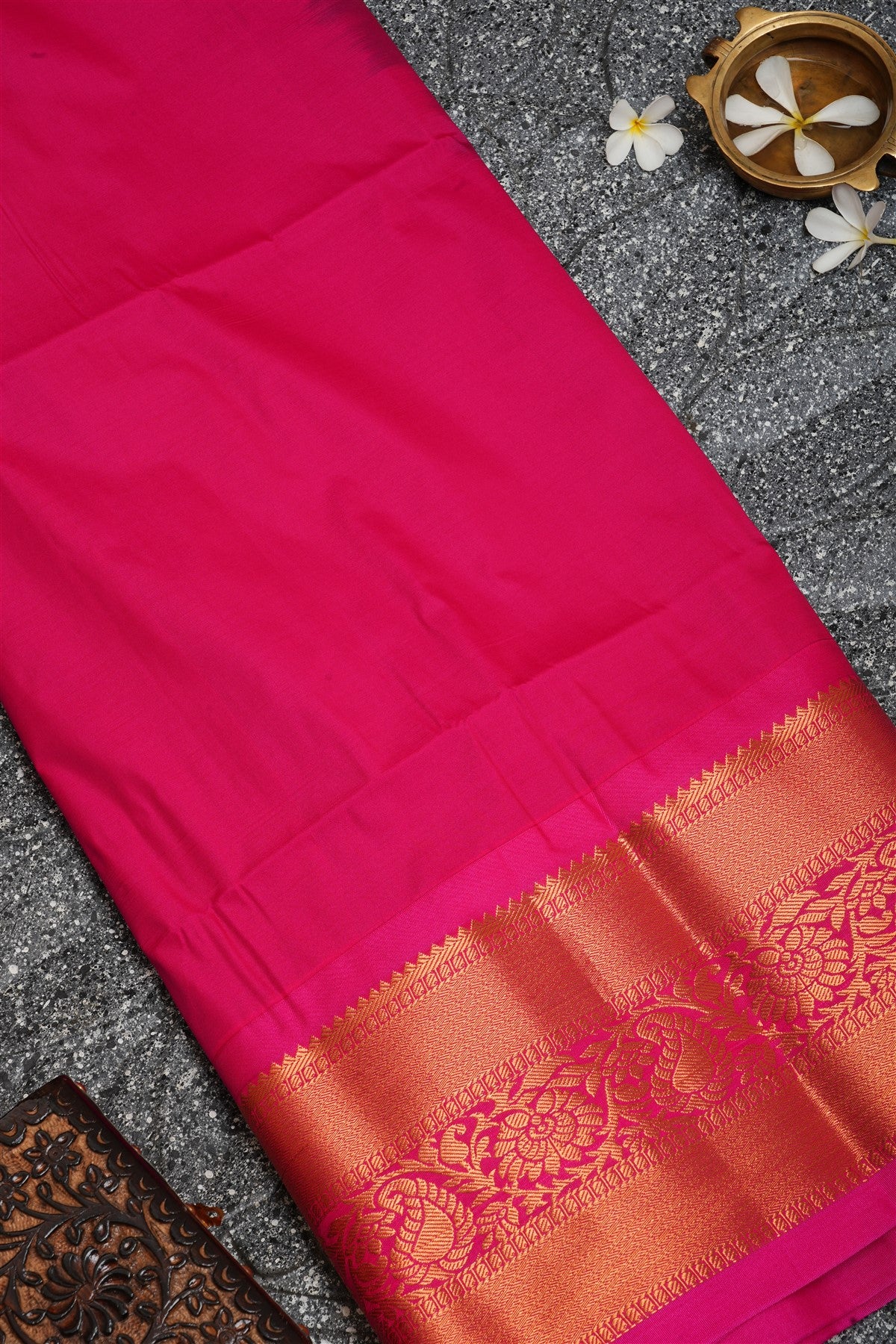 Semi Pattu Silk Rama Green Saree
