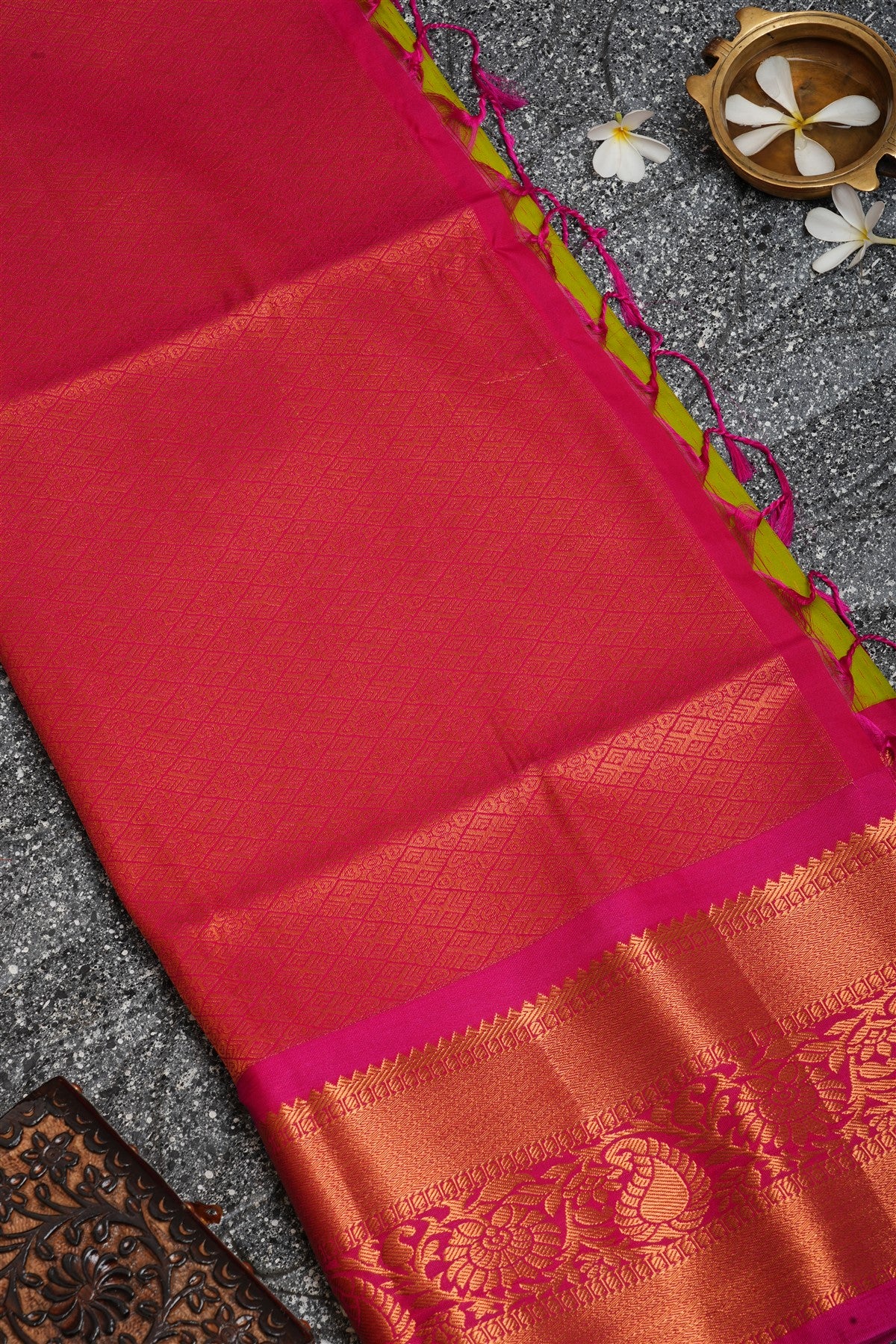 Semi Pattu Silk Parrot Green Saree