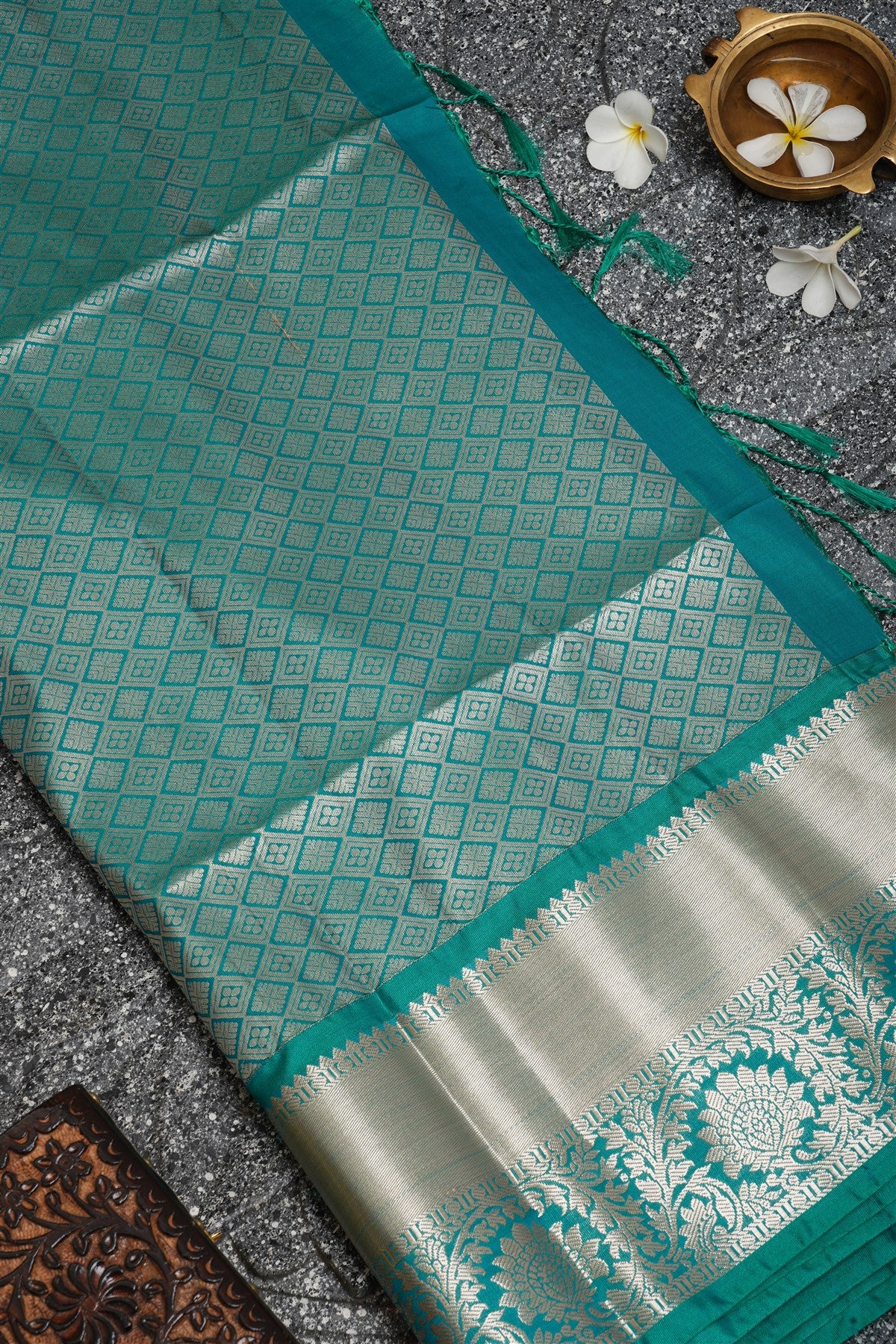 Semi Pattu Silk Pink Saree