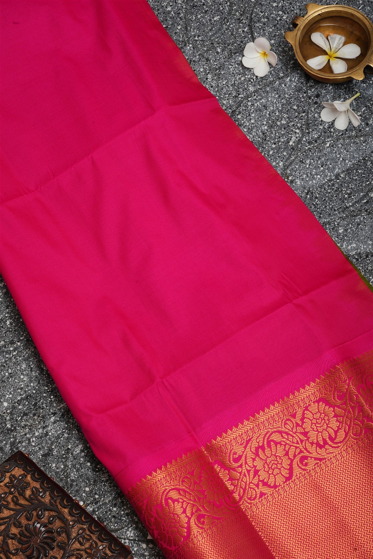 Semi Pattu Silk Light Green Saree