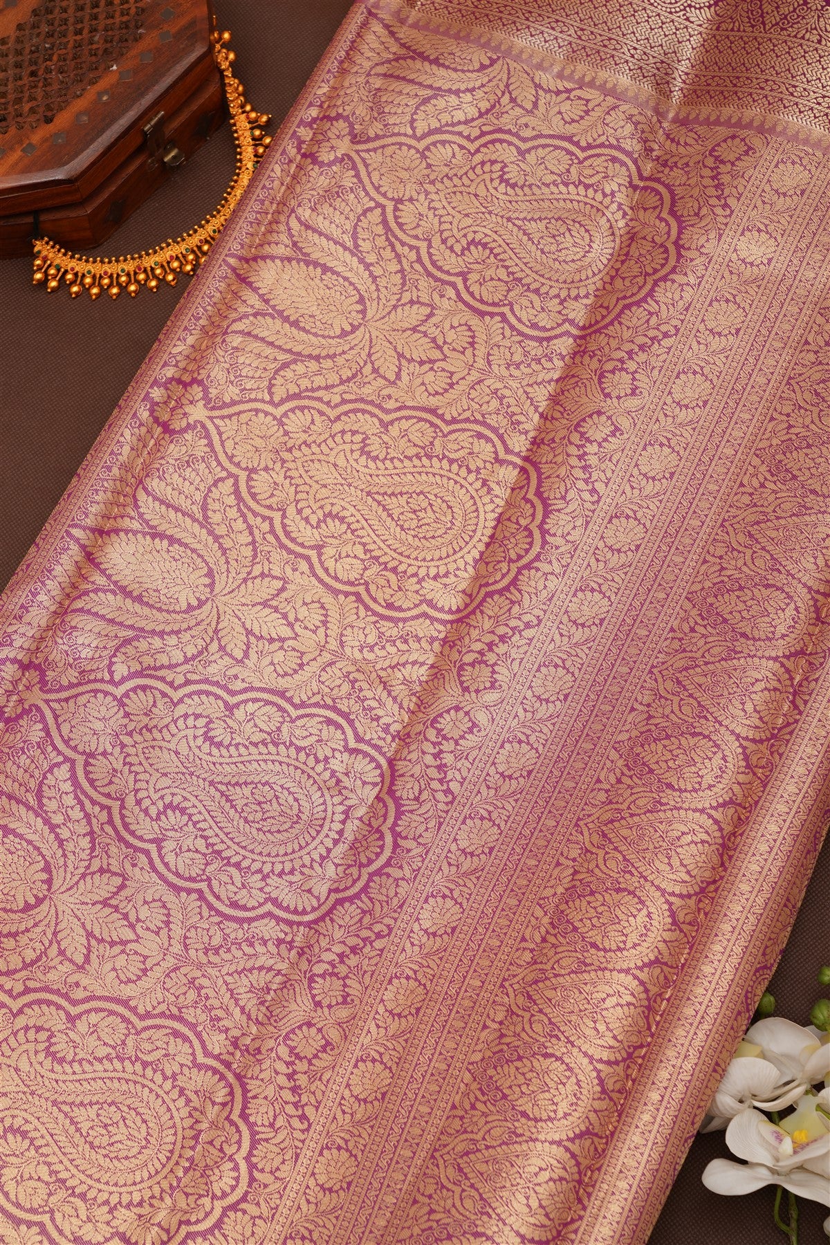 Semi Pattu Silk Blend Light Green Saree