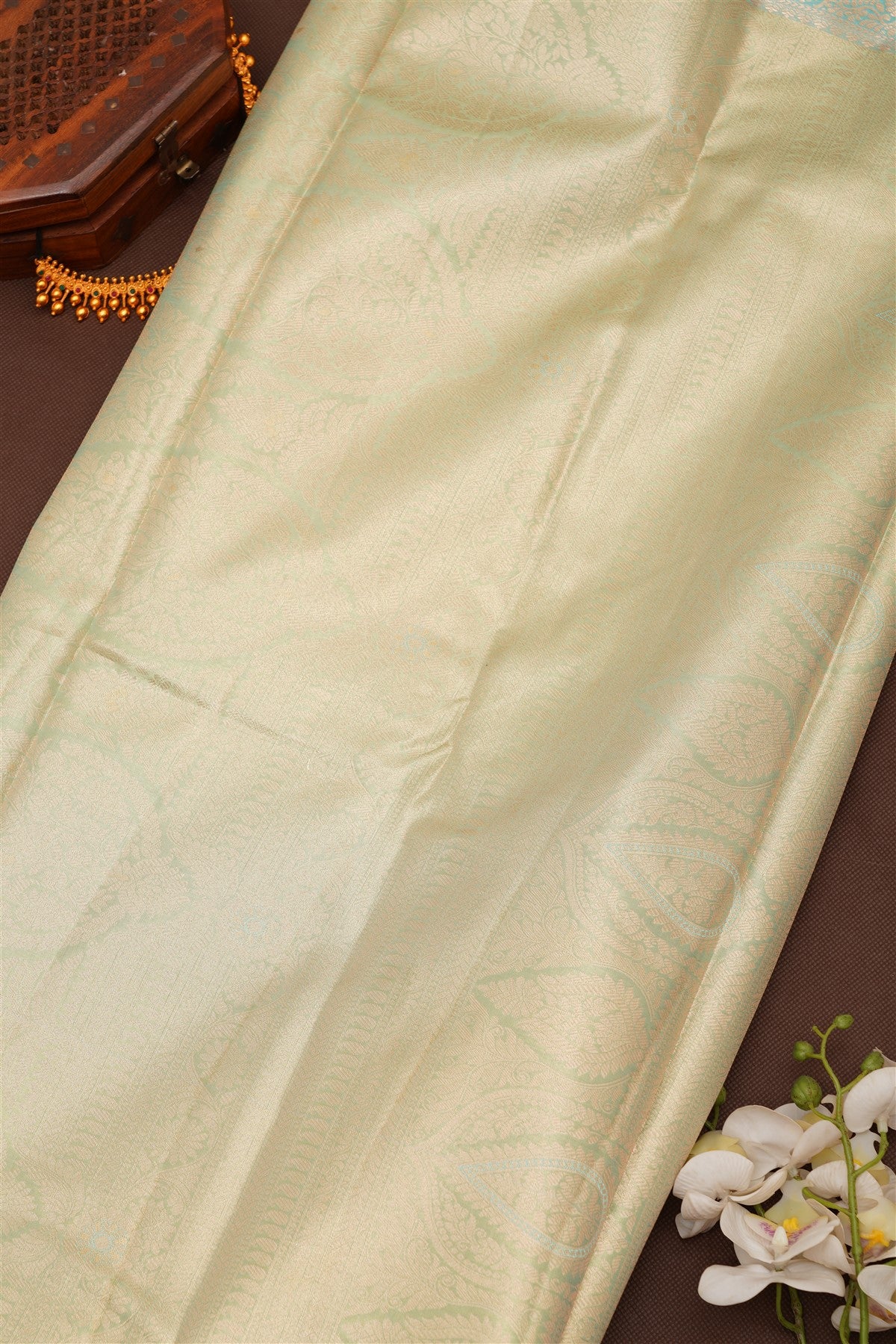 Semi Pattu Silk Blend Light Gold Saree