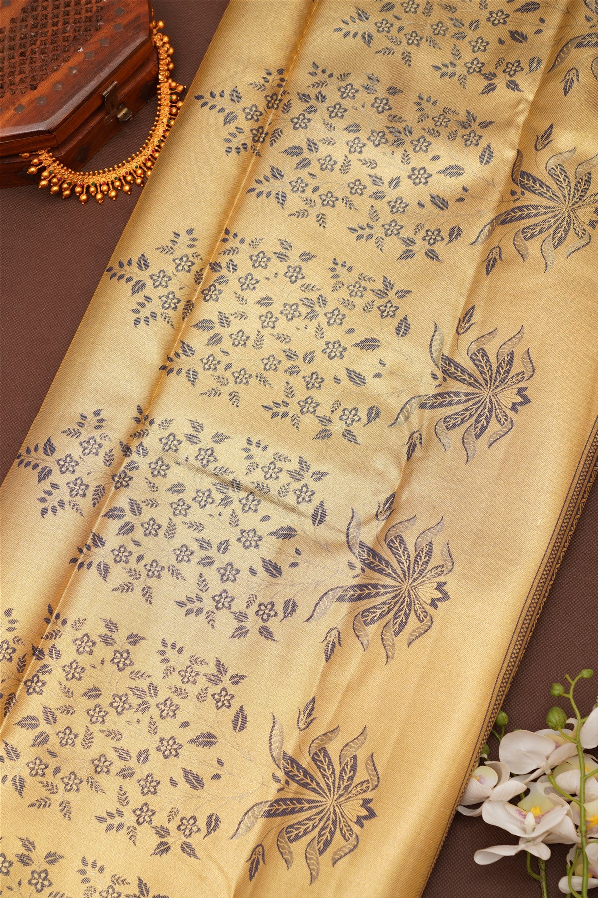 Semi Pattu Silk Blend Cream Saree