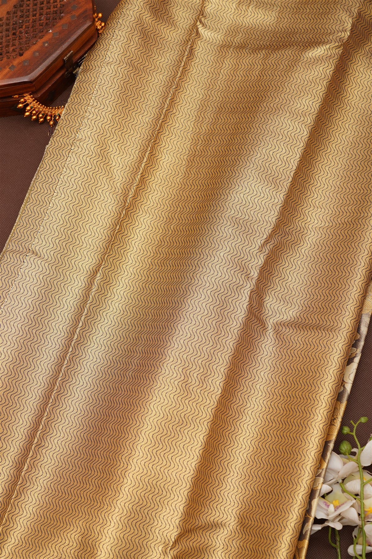 Semi Pattu Silk Blend Cream Saree