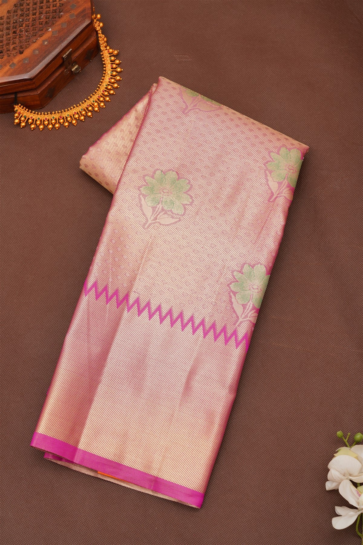 Semi Pattu Silk Blend Pink Saree