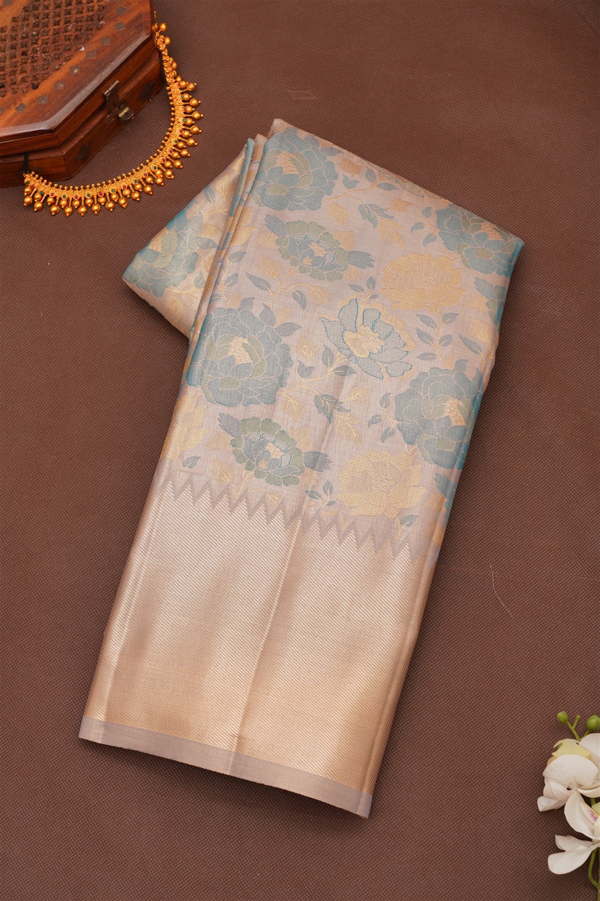 Semi Pattu Silk Blend Rama Green Saree