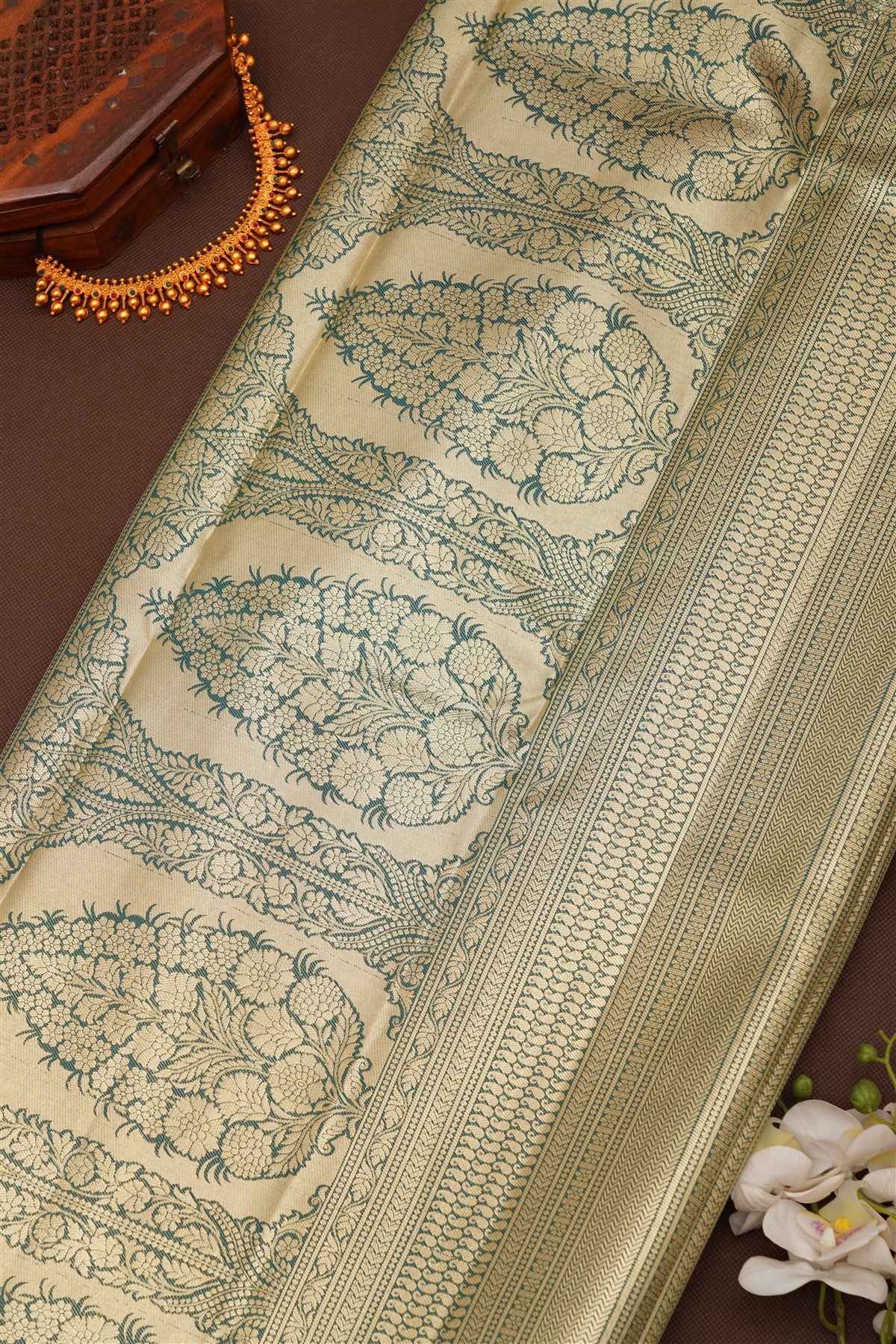 Semi Pattu Silk Blend Light Maroon Saree