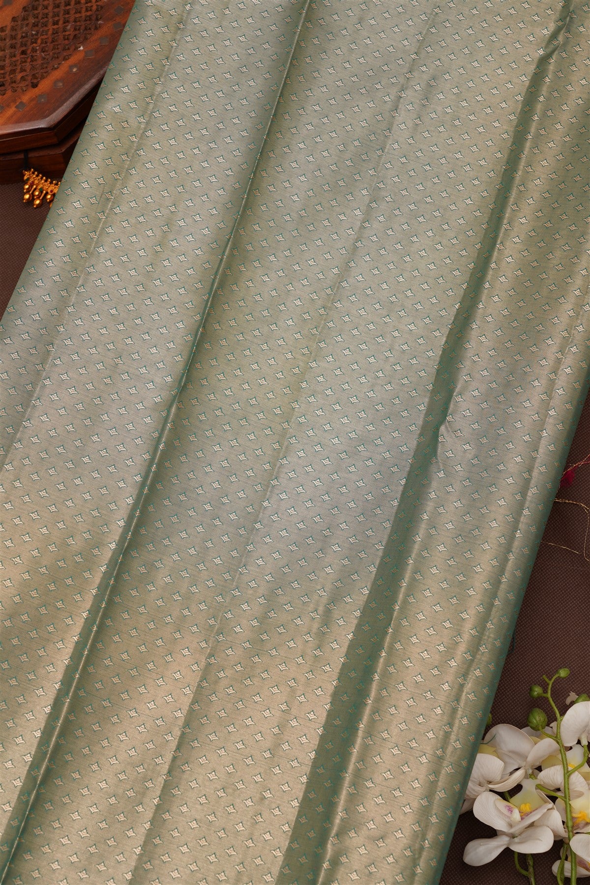 Semi Pattu Silk Blend Gold Saree