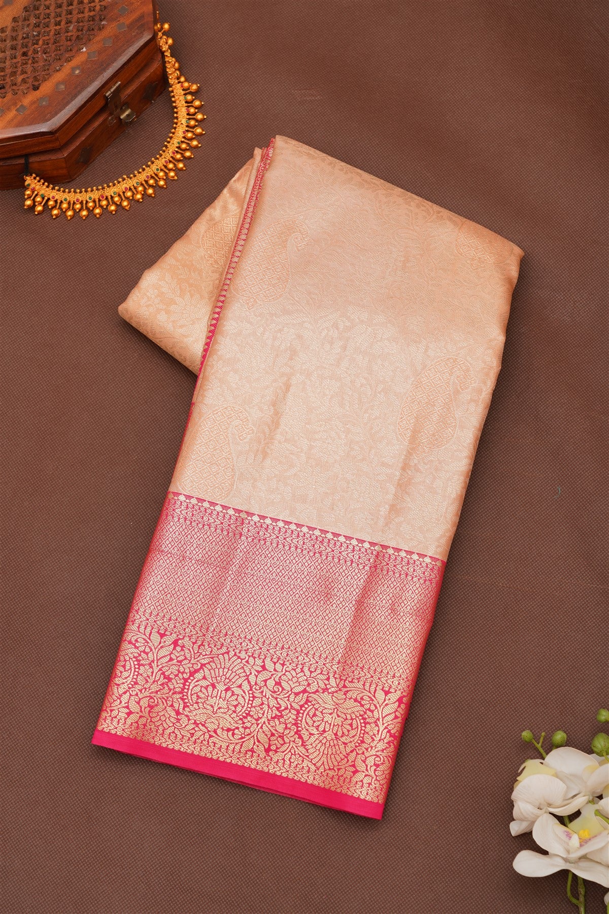 Semi Pattu Silk Blend Cream Saree