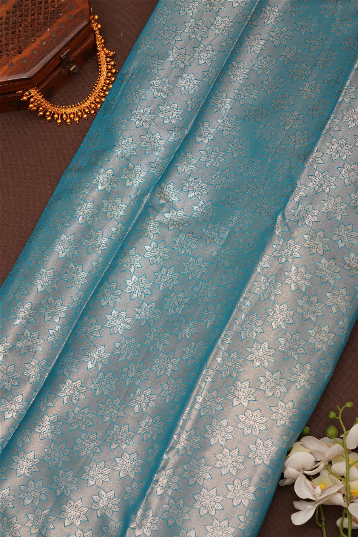 Semi Pattu Silk Blend Light Pink Saree