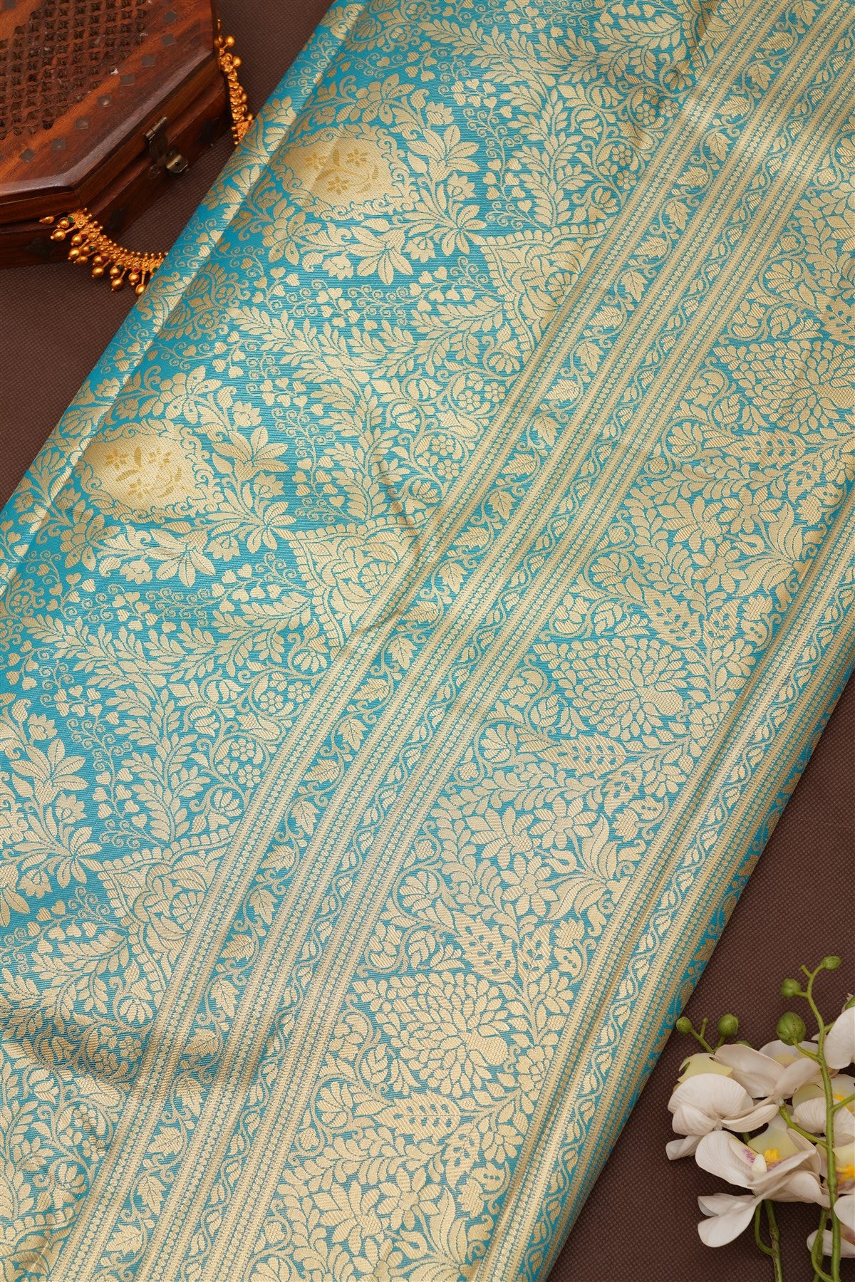 Semi Pattu Silk Blend Dual Shade Saree
