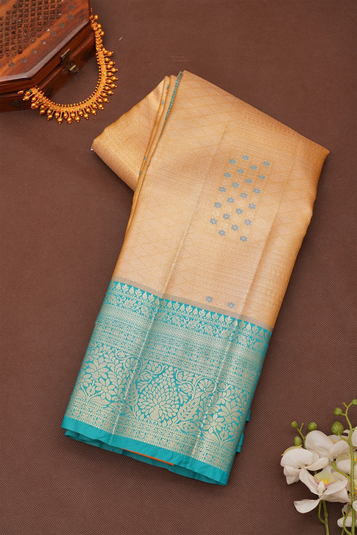 Semi Pattu Silk Blend Light Olive Green Saree