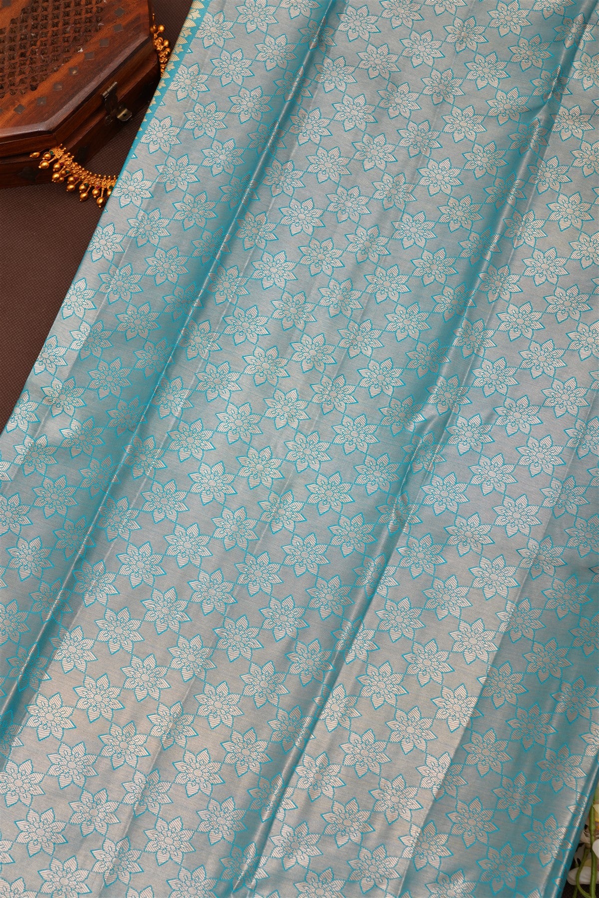 Semi Pattu Silk Blend Light Olive Green Saree