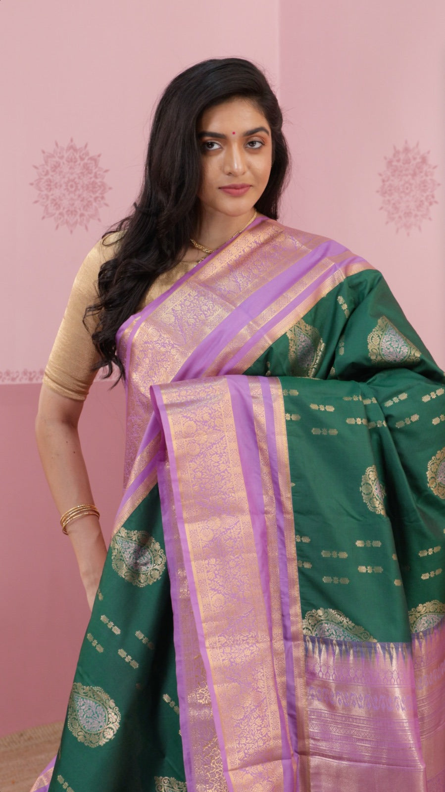 Semi Pattu Silk Blend Green Saree